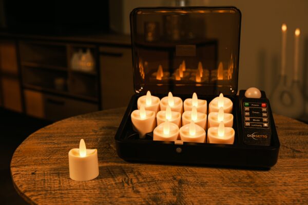 Vandtætte LED-fyrfadslys i varm hvid skaber hyggelig stemning på træbord – inklusive fjernbetjening