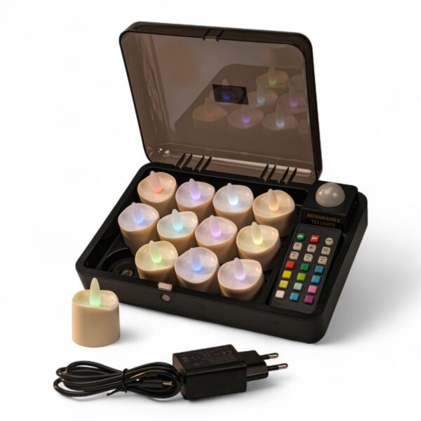 Genopladelige vandtætte RGB LED-fyrfadslys (12 stk.) fra DORSETTO i sort opladningsboks med fjernbetjening og strømforsyning